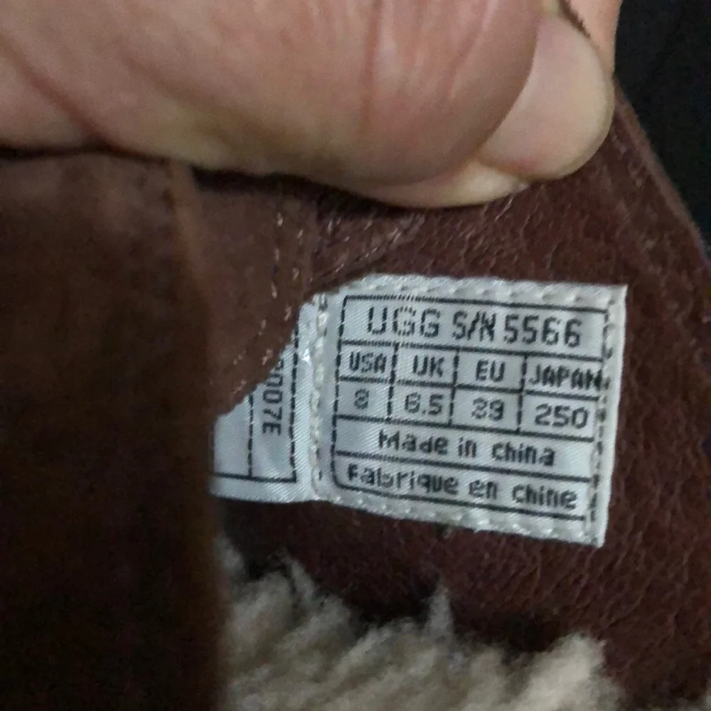 UGG‎ browm women’s Platforms shoes Sz 8